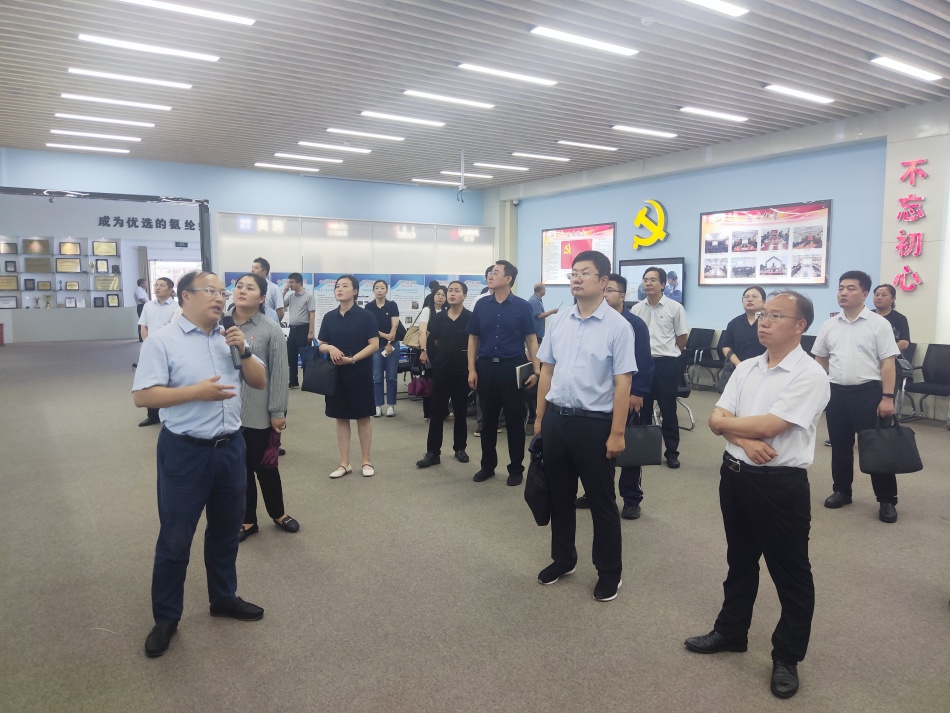 2024年7月17日，市國資委系統(tǒng)在公司開展“三組聯(lián)建”現(xiàn)場觀摩1（公司展廳）_副本